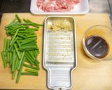 豚肉とニンニクの芽の丼作り方2写真