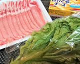 【レタスととろ~りチーズのペッパー肉巻】作り方1写真