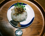 かいわれ大根on海苔巻き✨おむすび✨☺⛄作り方1写真