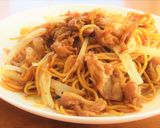豚バラ肉と白ねぎのピリ辛ソース焼きそば作り方5写真