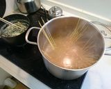 海老 ほうれん草 ホワイトソースパスタ作り方5写真