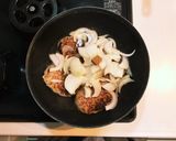 レトルトミートソースの煮込みハンバーグ作り方1写真