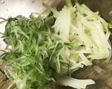 茹で鶏と浅漬けザーサイ、ねぎの和え物　作り方4写真