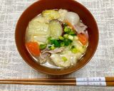 豚肉・薄揚げと野菜の粕汁●作り方7写真