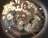 鶏肉ときのこのバタポン炒め作り方4写真