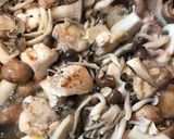 鶏肉ときのこのバタポン炒め作り方8写真