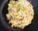 簡単☆小麦粉と余ったサラダでお好み焼き風作り方2写真