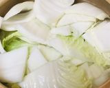 鶏もも肉と白菜＆長ネギの赤味噌煮込み鍋作り方2写真