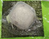 ☆おにぎらず（コロッケとキャベツ）作り方9写真