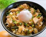 簡単・節約！卵でとじない我が家の親子丼作り方6写真