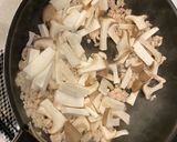 エリンギと鶏ひき肉のピリ辛炒めダイエット作り方3写真