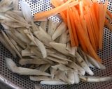 食物繊維たっぷり☆ゴボウサラダ☆作り方1写真