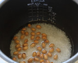 大豆ごろごろ！さくら色の福豆ごはん作り方2写真