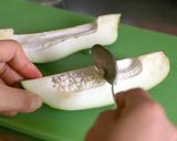 青パパイヤと梅の中華サラダ作り方1写真