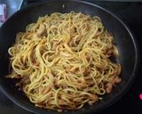 ツナ缶と焼きそば麺でナポリタン風作り方7写真