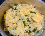 簡単!塩醤油のニラ玉スープ作り方5写真
