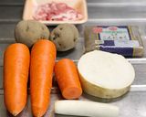 にんじんの味が染みる！具だくさん簡単豚汁作り方1写真