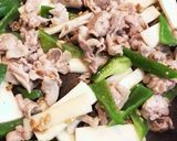 腸まで届く長イモと豚肉の醤油炒め作り方3写真