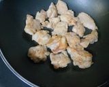 サツマイモと鶏もも肉の甘辛炒め作り方5写真