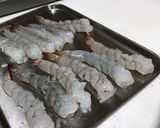 まっすぐの秘訣はイナバウアー!エビフライ作り方4写真