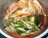 プチッと鍋のキムチ味で、一人前お鍋♪作り方2写真
