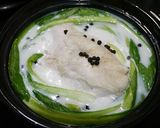 簡単！湯葉ほろほろ鶏鍋☆黒胡椒風味作り方5写真
