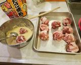 余った たこ焼きの粉で 豚こま天作り方1写真