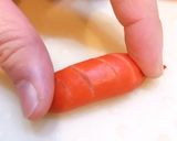 赤ウインナーのマヨネーズ 炒め作り方1写真