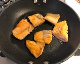 鮭とブロッコリーのバター醤油炒め作り方3写真