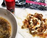 料理中のお肉で、お握り作り方2写真