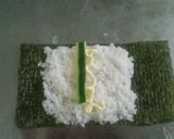 胡瓜、カニカマ、シーチキンの巻き巻き寿司作り方3写真