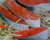 塩鮭のフライパン蒸し作り方2写真