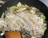 糖質０麺でこんにゃく炒め【低カロおかず】作り方6写真