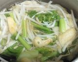 もやしと小松菜の味噌汁♪作り方3写真
