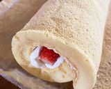 いちごロールケーキ 22カットとれます作り方11写真
