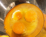 こども大好き！たまごと鶏そぼろのごはん作り方1写真