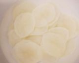 レンジでヘルシーポテトチップス♪作り方1写真