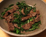 ご飯が消える！牛肉とニラのマジウマ炒め作り方5写真