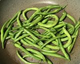 さやいんげんの塩炒め作り方1写真