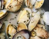 アサリのワイン蒸●バジル＆レモン汁しあげ作り方4写真