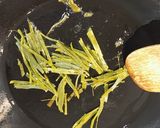 ブロッコリーと出汁がら昆布のゴマ醤油炒め作り方3写真