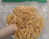 グリーンカレー炒飯　日清の袋麺を使って作り方2写真