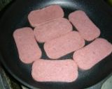ランチョンミートのライスペーパー包み作り方1写真