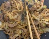 豚ハラミとネギの味噌炒め作り方9写真