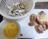 舞茸と鶏肉の卵炒め作り方1写真
