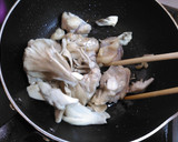 舞茸と鶏肉の卵炒め作り方3写真