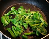 菜の花と卵のナンプラー炒め作り方3写真