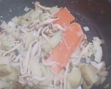 【出稼ぎメシ】鮭とじゃが玉のバター風味作り方3写真
