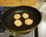 お豆腐入り☆ふわふわ煮込みハンバーグ。作り方7写真