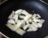 ウインナーと白菜のソース炒め作り方2写真